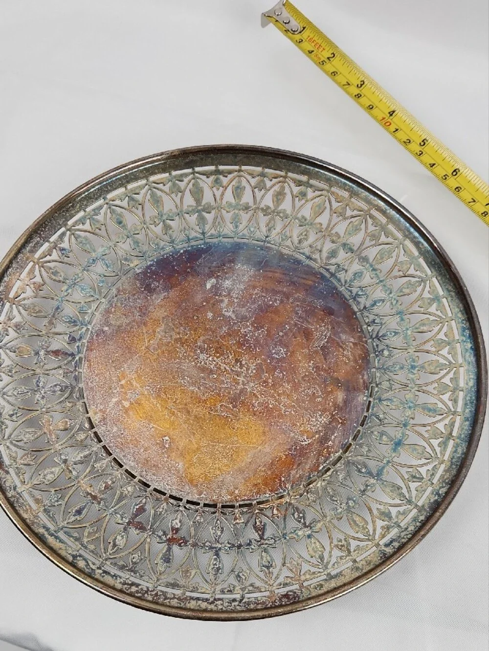 Vintage Viners of Sheffield Silver Plate Reticulated 11” Serving Platter Tray